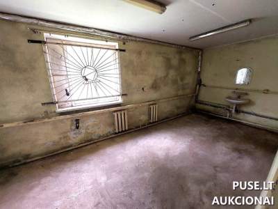 Nekilnojamo turto kompleksas Joniškio rajone, Jurdaičių k., Miško g. 11E, pradinė kaina 24710 EUR