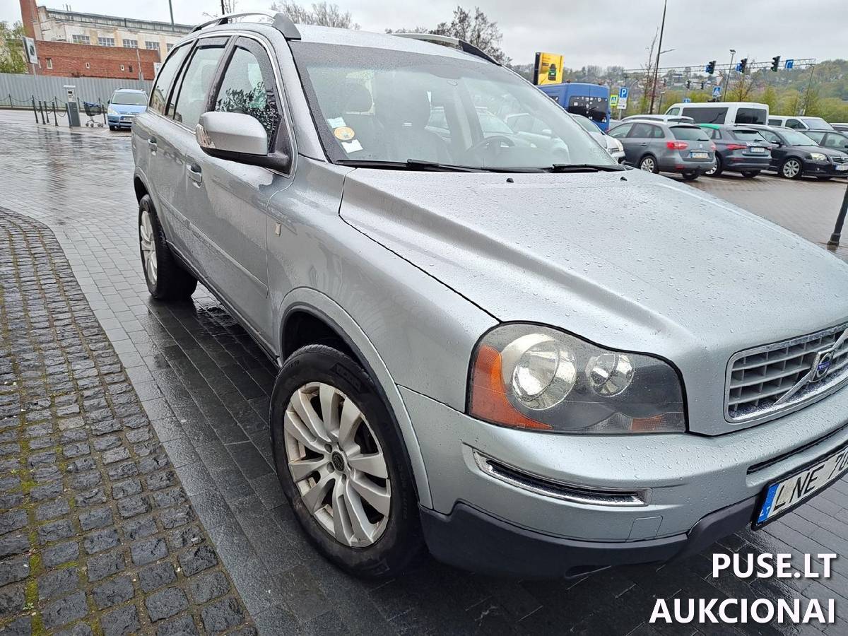 VOLVO XC90 Keleivinis automobilis 3