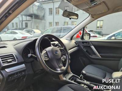 Naudotas keleivinis automobilis Subaru Forester 2015 m. 5292 EUR aukcione