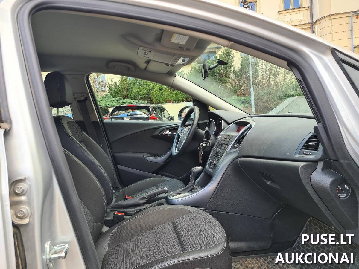 Keleivinis automobilis Opel Astra Keleivinis automobilis 1