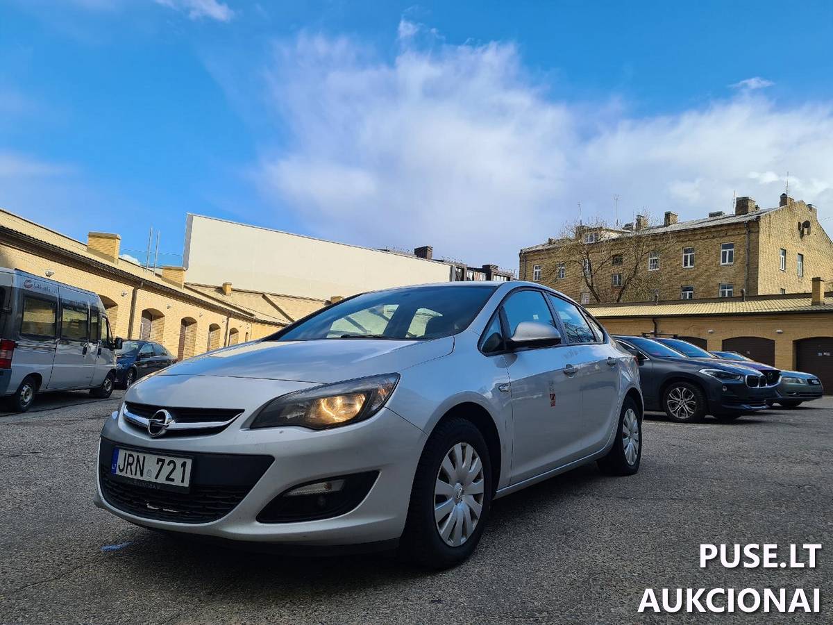 Keleivinis automobilis Opel Astra Keleivinis automobilis 2