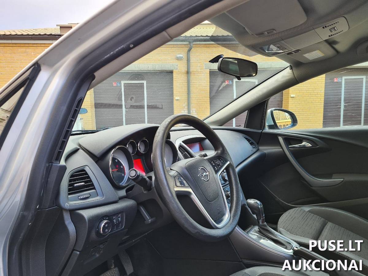 Keleivinis automobilis Opel Astra Keleivinis automobilis 3