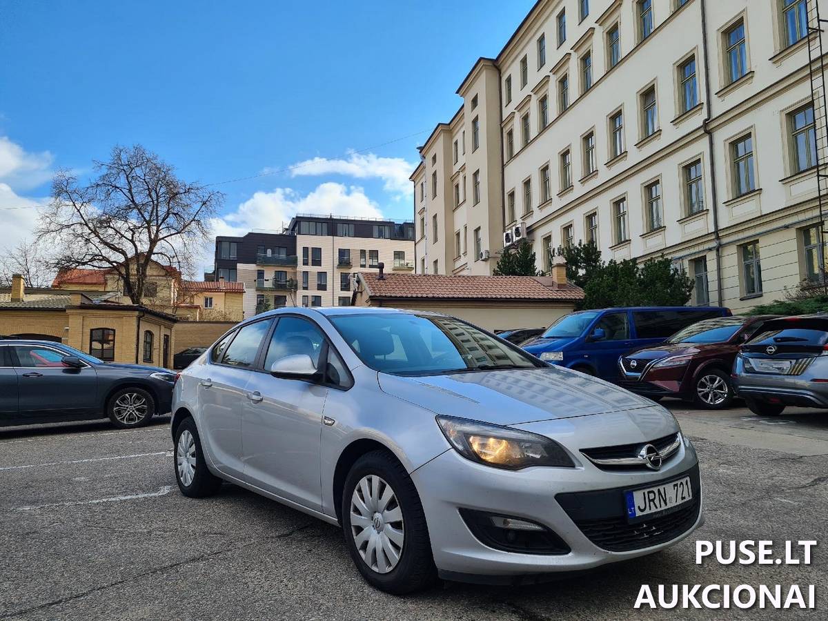Keleivinis automobilis Opel Astra Keleivinis automobilis 8