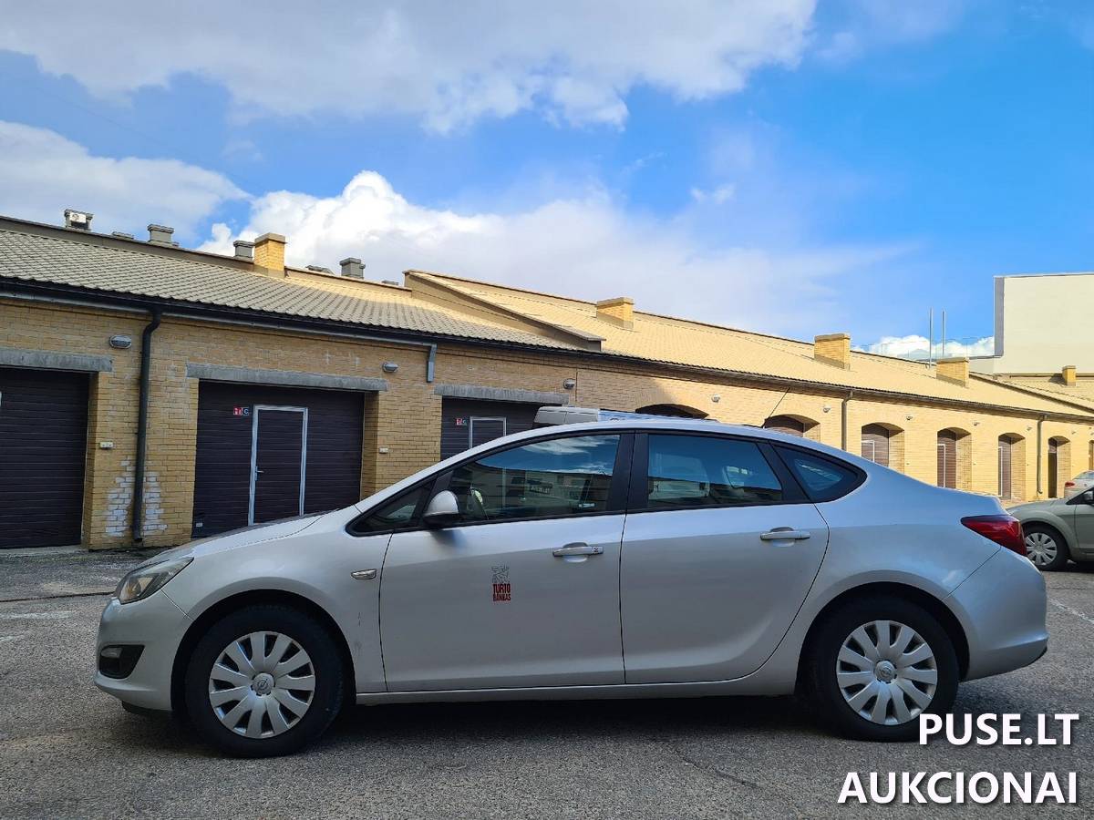 Keleivinis automobilis Opel Astra Keleivinis automobilis 9