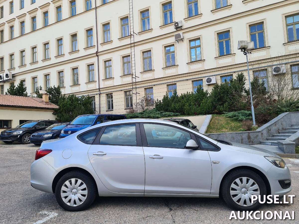 Keleivinis automobilis Opel Astra Keleivinis automobilis 10
