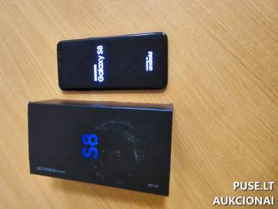 11 vnt. mobiliųjų telefonų SAMSUNG Galaxy S8 aukcione Vilniuje, pradinė kaina 110 EUR