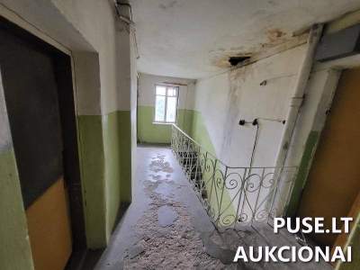 Parduodamas 71 kv.m butas Vilniuje, Žvėryne, Vytauto g. 48 su kultūros paveldo rajonu apribojimais, pradinė kaina 162057 EUR