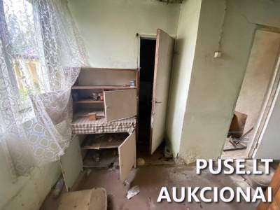 Parduodamas 1/1 butas Lazdijų rajone, Būdviečio k., Liepų g. 1-1, pradinė kaina 3700 EUR