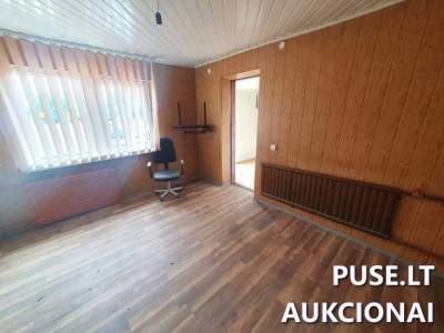 Parduodamas gaisrinės pastatas su 0.04 ha sklypu Kretingos r. Baubliuose - 8500 EUR