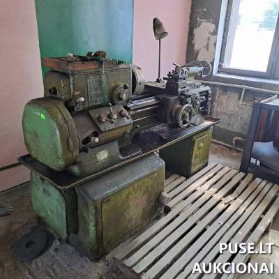 Metalo tekinimo staklės 1E61M parduodamos aukcione pradinė kaina 800 EUR