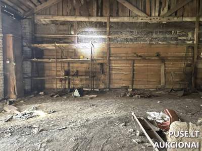 Garažas Dieveniškių miestelyje su nuomojamu žemės sklypu 880 EUR