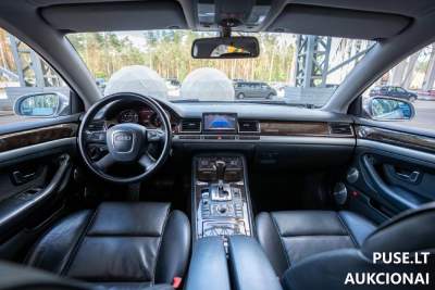 Dyzelinis lengvasis automobilis Audi A8 2006 m. su 4.1 l / 240 kW varikliu, parduodamas viešame aukcione už 10000 EUR