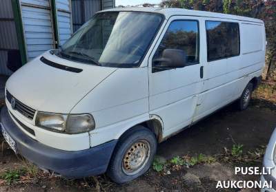 Krovininis automobilis VW Transporter 2002m. su 291693 km rida parduodamas aukcione nuo 800 EUR