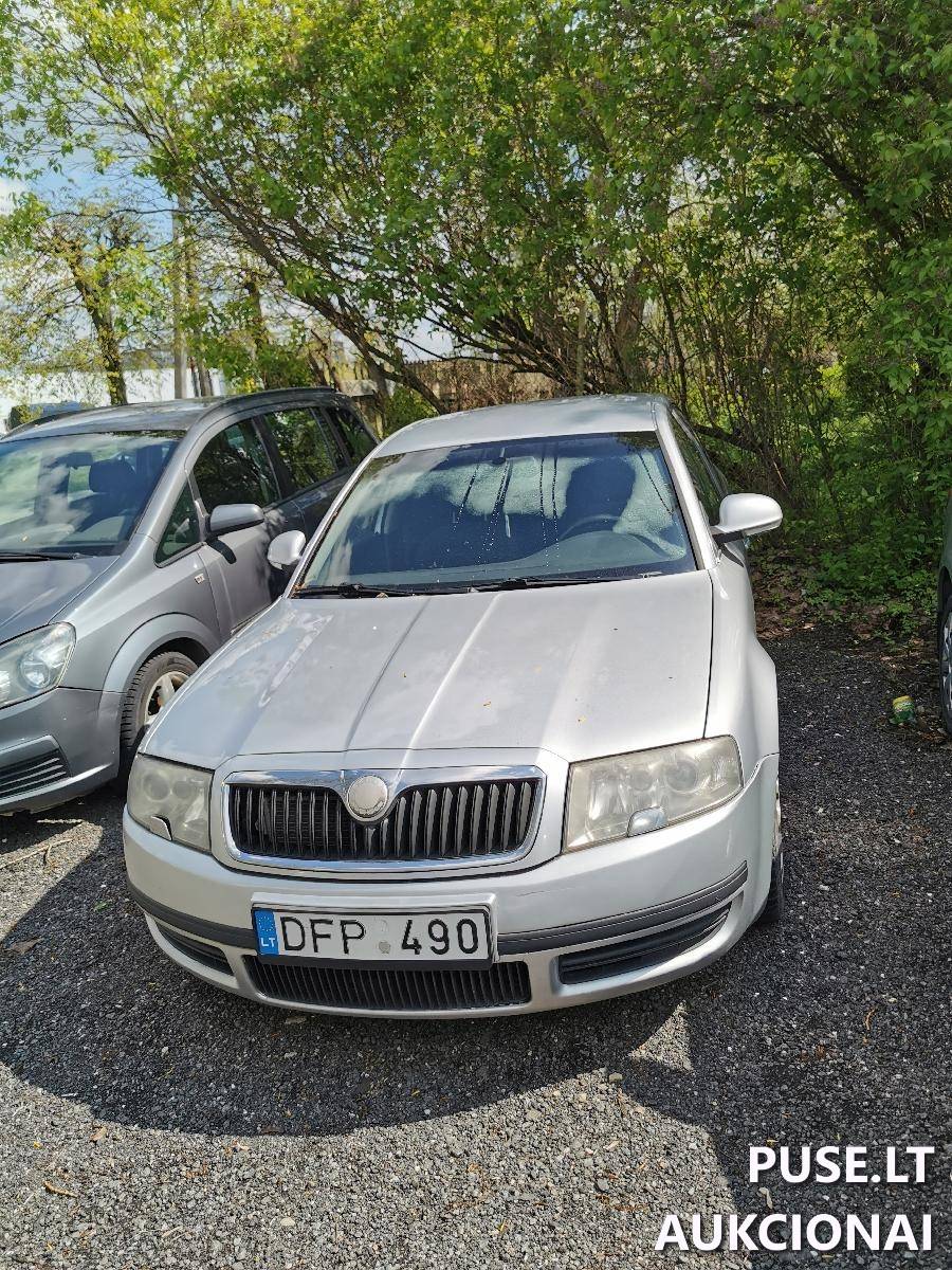 Škoda Superb Lengvasis automobilis 2