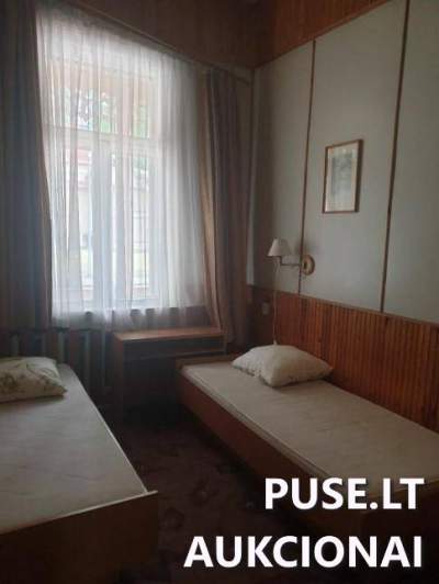 Nuomojamas administracinis pastatas Druskininkuose, Maironio g. 12, pradinė kaina 0 EUR