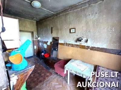 Butas ir pastatų dalys Šiaulių rajone, Čigonų k. 7-5 (41,52 kv.m ploto dalis) pradinė kaina 630 EUR