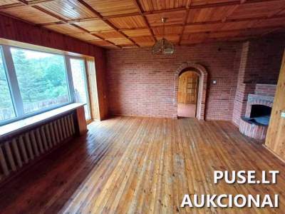 Parduodamas kompleksas Kaišiadorių r. Pravieniškių kaime: Butas, Patalpos, Garažai ir Ūkiniai Pastatai nuo 27076 EUR