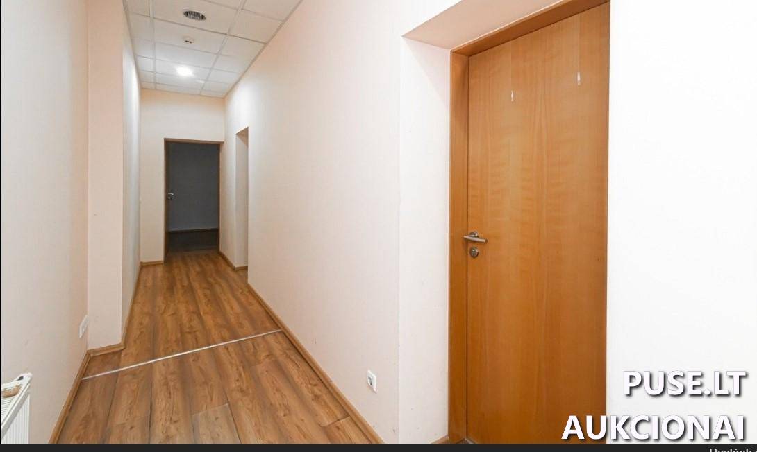 Nuomojamas turtas: Administracinis pastatas Pastatai Rožių al. 4A, 03106 Vilnius, Vilniaus m. sav. 9