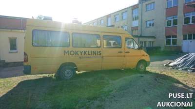 Dyzelinis autobusas Mercedes-Benz Sprinter 308 (2001 m.) aukcione Pakruojyje pradedant nuo 3100 EUR