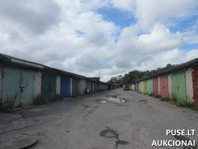 Garažas Klaipėdoje 19.05 kv.m Šilutės pl. 100 su 1/2 dalimi už 4160 EUR