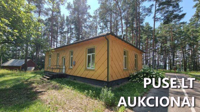 Vaikų poilsio stovyklos administracinis pastatas Pastatai Ežero g. 8, 30134 Ignalina, Ignalinos miesto sen., Ignalinos r. sav. 1