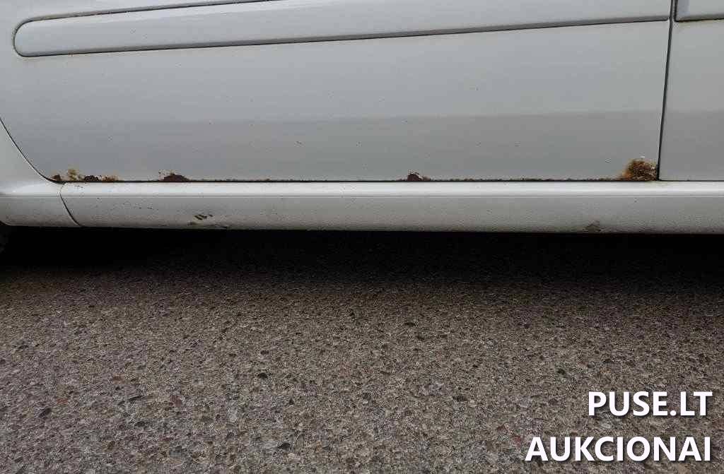 Opel Zafira Lengvasis automobilis 1