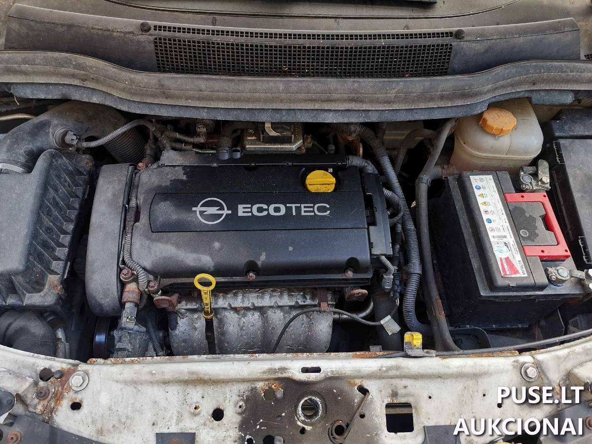 Opel Zafira Lengvasis automobilis 10