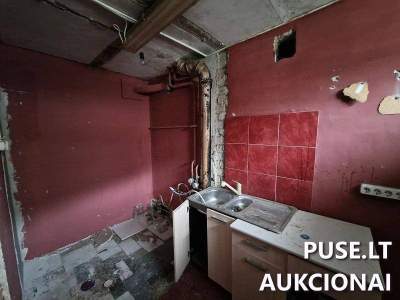 Parduodamas butas Vilniuje, Gudų g. 20, 76 kv.m. cokoliniame aukšte - 83615 EUR