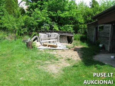 Parduodamas 520/1300 žemės sklypo dalis Kaišiadorių r. sav. Žaslių mstl. Vytauto g. 12A, pradinė kaina 16000 EUR