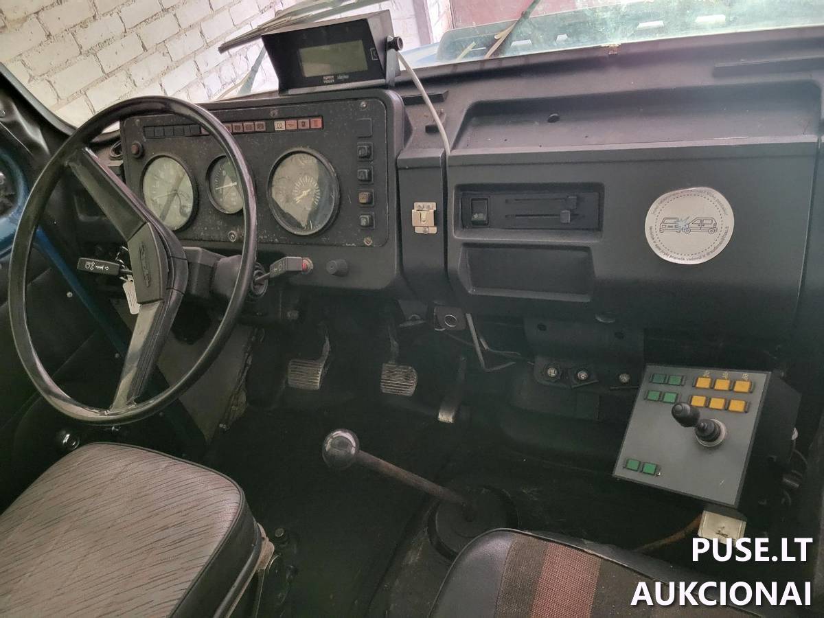 Savivartis sunkvežimis ZIL 4331 su Küpper weisser STA 95 barstytuvu Neklasifikuota 7