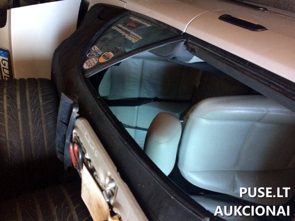 BMW 320 Keleivinis automobilis 5