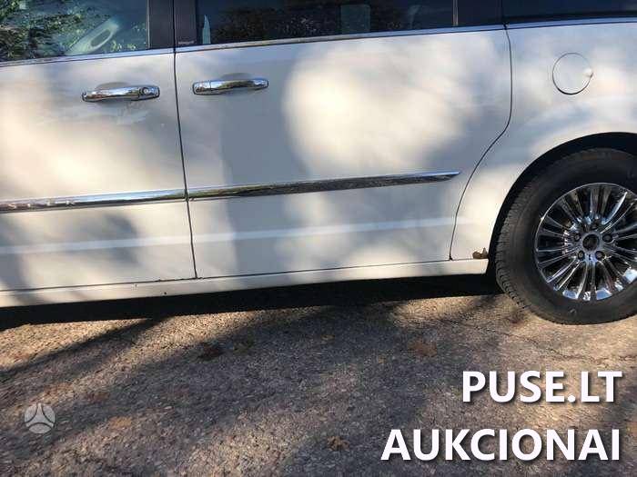 CHRYSLER TOWN & COUNTRY Keleivinis automobilis 10