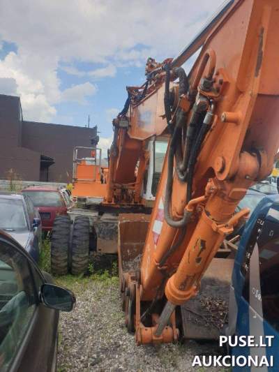 Ekskavatorius Fiat Hitachi EX165W 2009 m. parduodamas aukcione pradine kaina 23600 EUR
