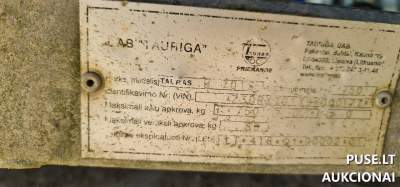 2009 m. Tauras B 701S priekaba parduodama aukcione nuo 200 EUR