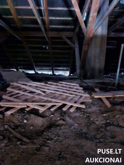 22/100 dalis pastogės Kaune, Jaunųjų Talkininkų g. 21, pradinė kaina 2100 EUR