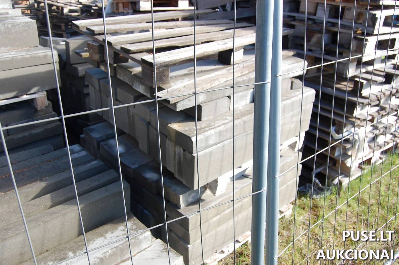 9000 kg betoninių blokelių Kitas turtas 2