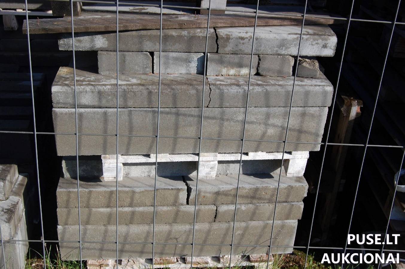 9000 kg betoninių blokelių Kitas turtas 5