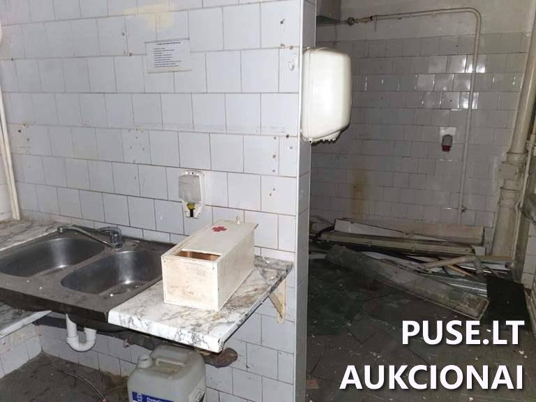 Kino teatras su kino klubu su baru ir su lošimų automatų salonu Pastatai Taikos pr. 105, 94202 Klaipėda, Klaipėdos m. sav. 3