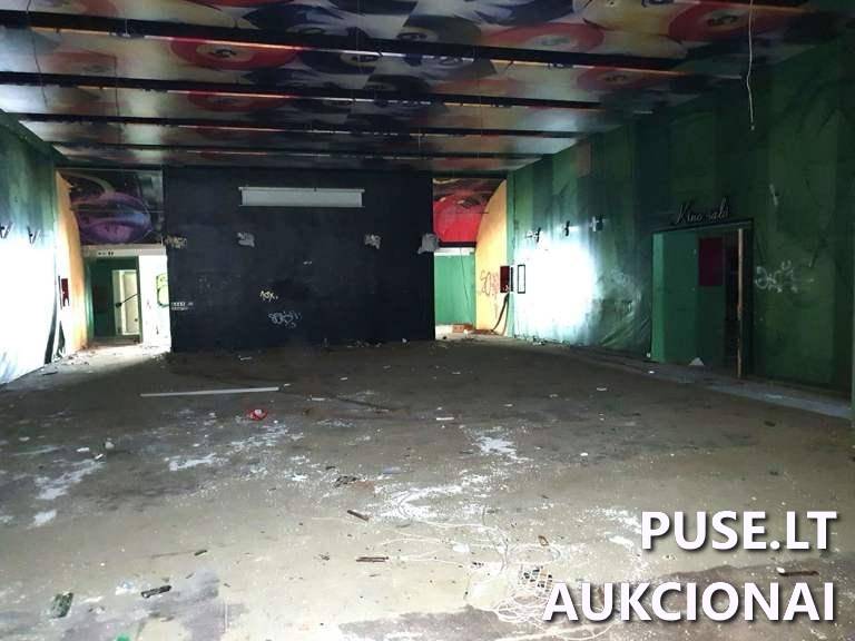 Kino teatras su kino klubu su baru ir su lošimų automatų salonu Pastatai Taikos pr. 105, 94202 Klaipėda, Klaipėdos m. sav. 12