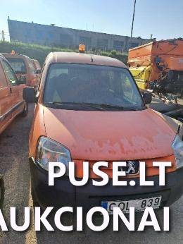 Turto grupė: lengvieji automobiliai Lengvasis automobilis 8