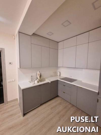 38.8 kv.m. 3 kambarių butas Palangoje, Bangų g. 8, pradinė kaina 97600 EUR, poilsiui ar gyvenimui