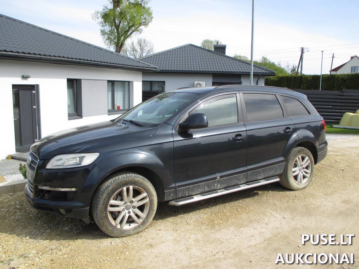 AUDI Q7 Keleivinis automobilis 6