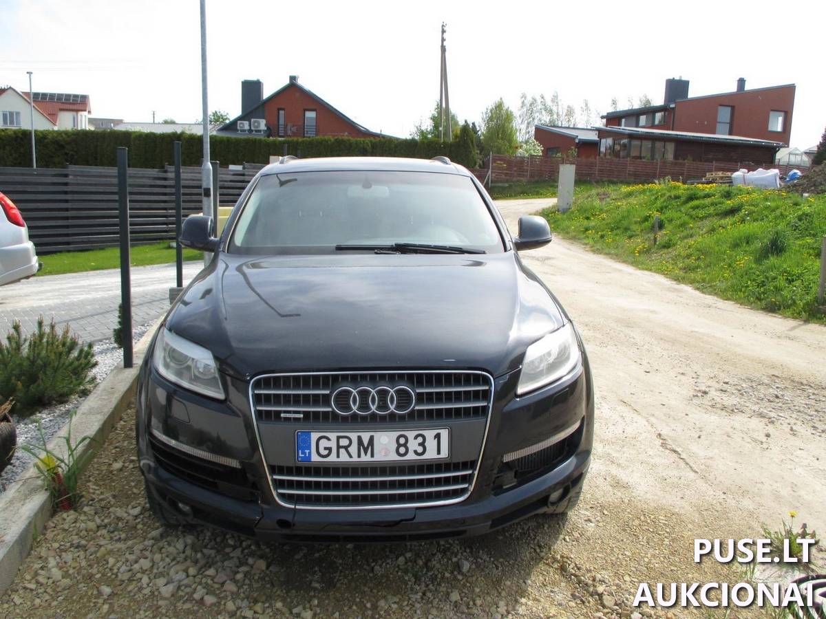 AUDI Q7 Keleivinis automobilis 7
