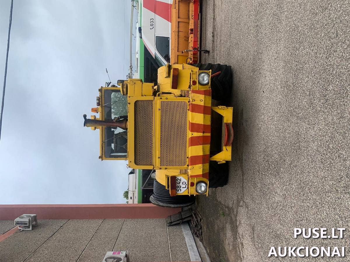 Ratinis traktorius K-700A Traktoriai, savaeigės mašinos, priekabos, puspriekabės 3