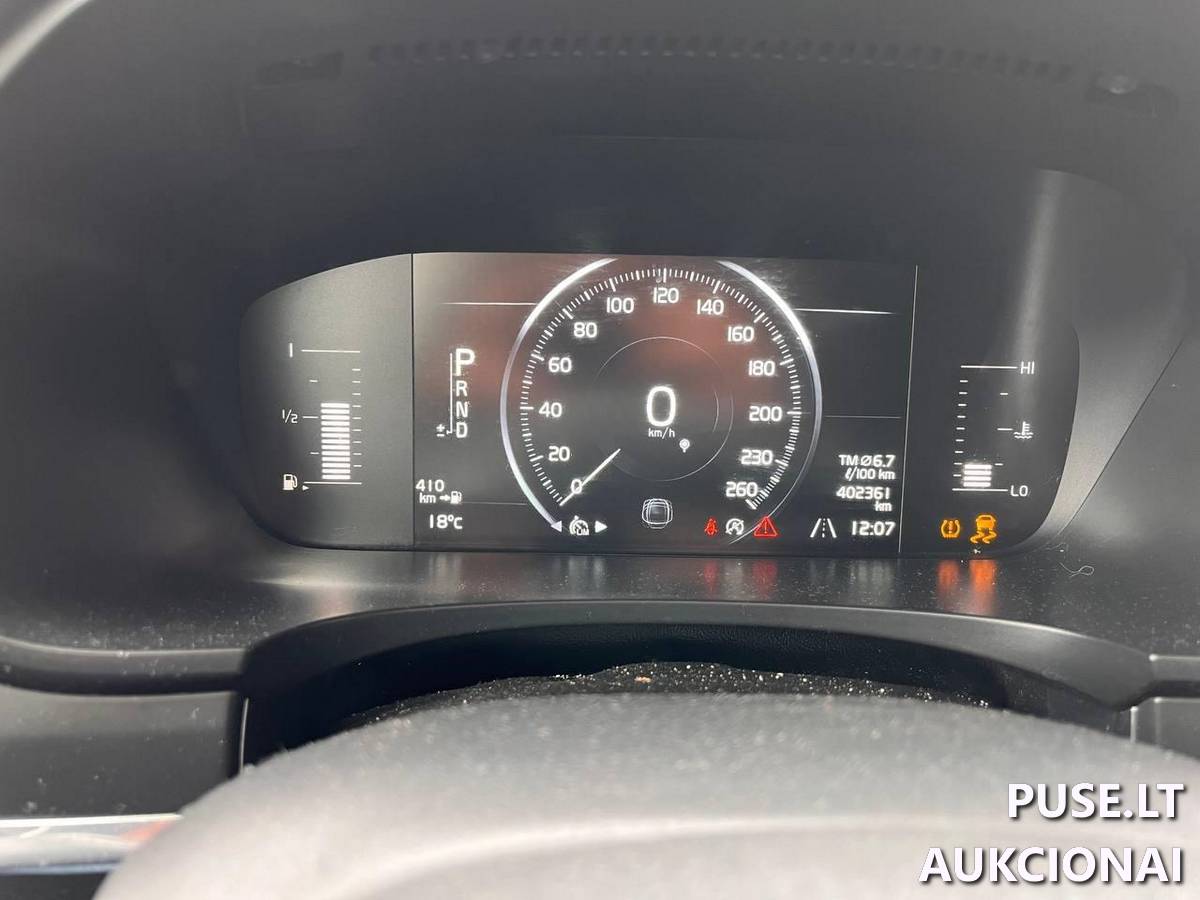 Automobilis Volvo V90 Keleivinis automobilis 1