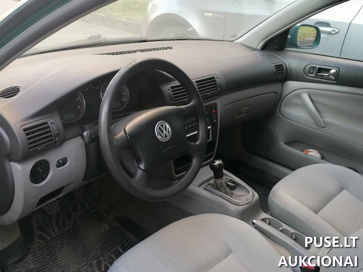 VW PASSAT Lengvasis automobilis 1
