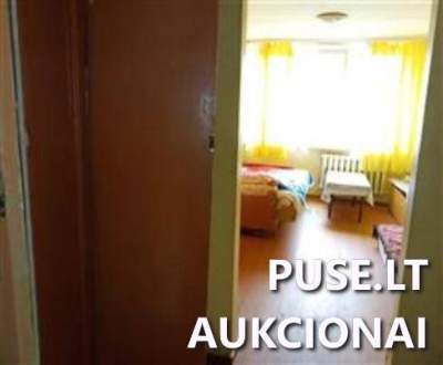 1 kambario bendrabučio tipo butas Panevėžyje, Nemuno g. 12, pradinė kaina 6600 EUR