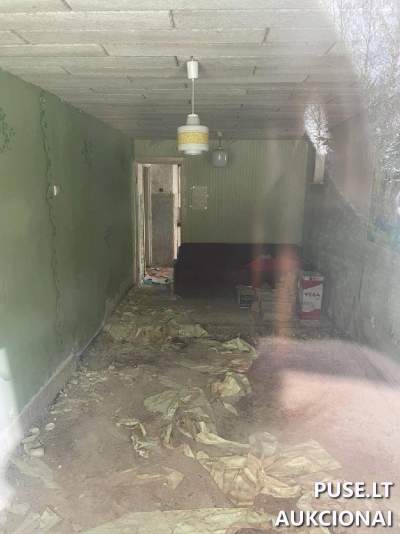 Nedidelis butas Akmenės mieste, Puškino g. 42, pradinė kaina 4800 EUR