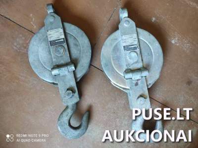 Dvi naudotos skriemulių dalys Panevėžyje, pradinė kaina 50 EUR, dalys kitas turtas aukcione
