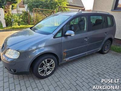 Lengvasis automobilis VW Touran 2005 dyzelis 77kW aukcione nuo 2057 EUR